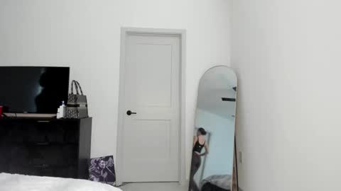 Snapshot of rejectbarbie chatting on January 2025 09:32:02 PM Priscilla online show from January 2025 09:32:02 PM