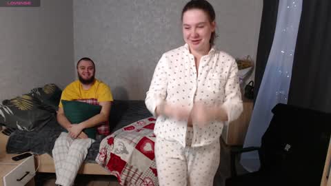 Renae Tom online show from December 2024 11:45:02 AM