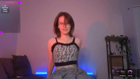 Snapshot of renaeblaski chatting on April 2026 05:22:02 PM Claire online show from April 2026 05:22:02 PM