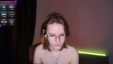 Snapshot of renaeblaski chatting on April 2026 07:09:01 PM Claire online show from April 2026 07:09:01 PM