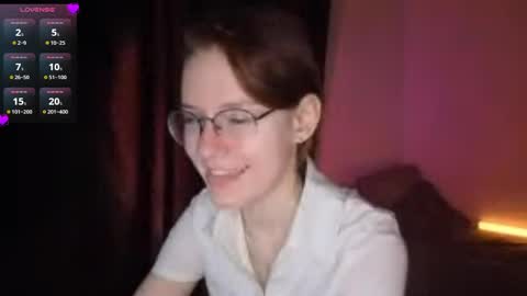 Snapshot of renaeblaski chatting on May 2026 06:38:02 PM Claire online show from May 2026 06:38:02 PM