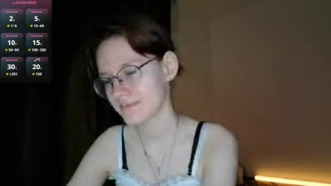 Snapshot of renaeblaski chatting on May 2026 07:01:01 PM Claire online show from May 2026 07:01:01 PM