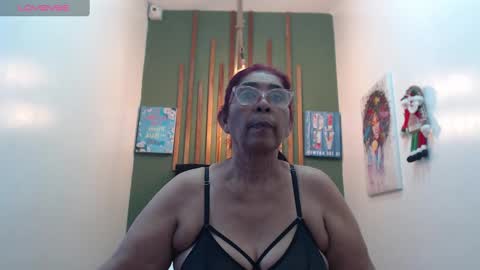 Snapshot of renata_milf_ chatting on December 2024 12:12:02 PM renata_milf_ online show from December 2024 12:12:02 PM