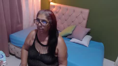 Snapshot of renata_milf_ chatting on September 2025 11:55:02 AM renata_milf_ online show from September 2025 11:55:02 AM