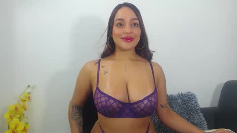 renatabrownn28 online show from March 2026 07:20:02 AM
