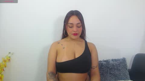 renatabrownn28 online show from April 2026 02:42:01 PM