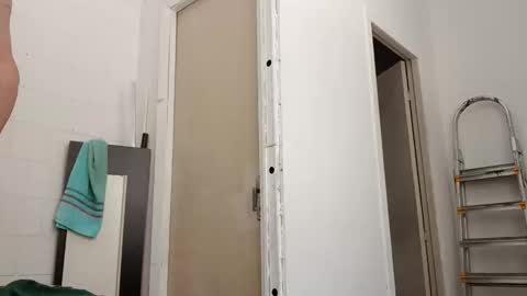 Snapshot of renatocavedon1 chatting on December 2025 03:20:01 PM renatocavedon1 online show from December 2025 03:20:01 PM