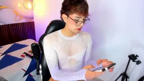 Snapshot of reneepaz chatting on June 2026 07:11:01 PM reneepaz online show from June 2026 07:11:01 PM