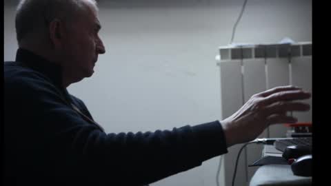 renefr online show from March 2025 11:17:01 AM