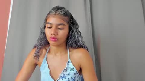 Snapshot of rennatta_sx chatting on December 2024 11:04:02 AM Renata online show from December 2024 11:04:02 AM