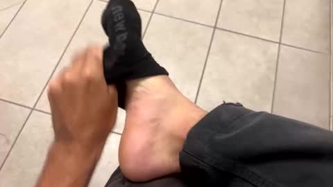 rennn100 online show from November 2025 07:38:01 PM