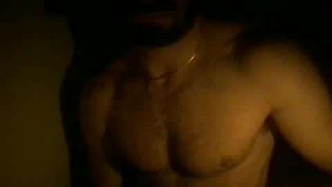 renolds90 online show from April 2026 05:10:01 AM