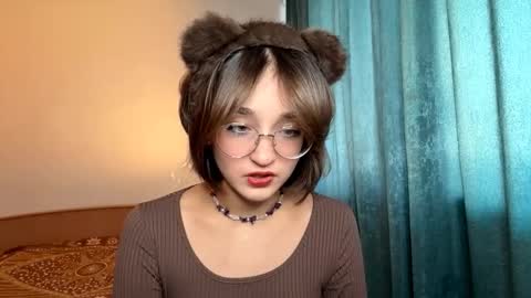 Carolina online show from March 2026 04:27:01 AM