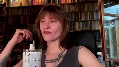 Snapshot of retromarie chatting on May 2026 03:03:02 AM Rie online show from May 2026 03:03:02 AM