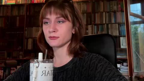 Snapshot of retromarie chatting on May 2026 02:09:02 AM Rie online show from May 2026 02:09:02 AM