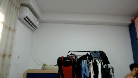 Chris online show from September 2025 01:10:01 PM