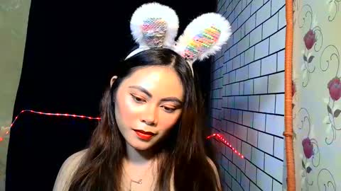 Snapshot of reviya_fox21 chatting on February 2025 02:47:02 AM Rose18 online show from February 2025 02:47:02 AM