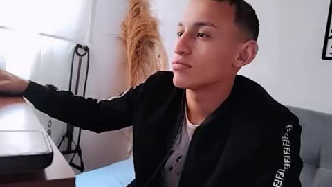 reymasterhot online show from November 2025 03:12:02 PM