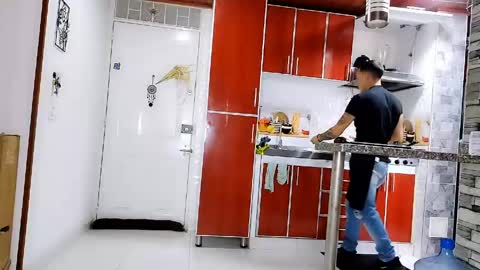 reymasterhot online show from March 2026 06:35:01 PM