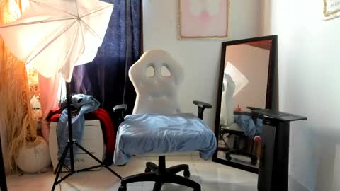 reymasterhot online show from April 2026 03:12:01 PM