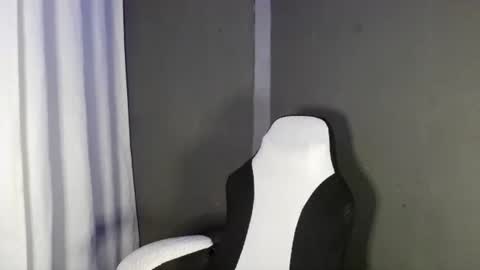 Snapshot of reyalicious_69xx chatting on January 2026 10:10:02 AM reya online show from January 2026 10:10:02 AM