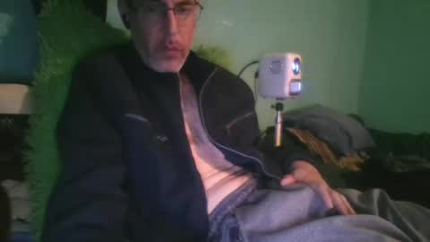 reyes_albert2006 online show from December 2024 07:03:01 AM