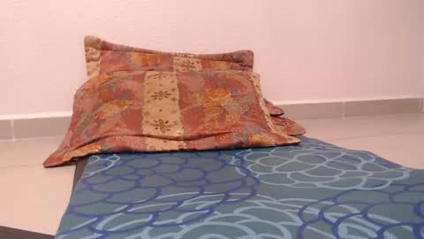 Reymond online show from December 2025 07:42:02 PM