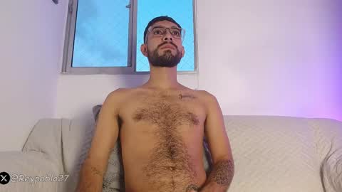 REY PABLO Independent online show from April 2026 11:19:02 PM