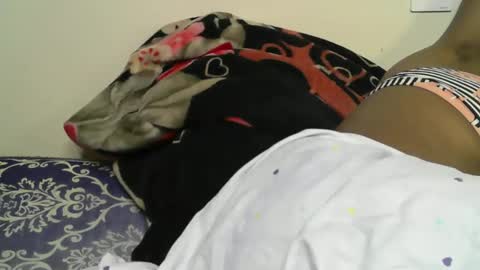 riana_sha online show from November 2025 05:54:01 AM