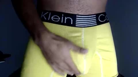 Snapshot of riancum chatting on November 2025 11:03:01 PM juan online show from November 2025 11:03:01 PM