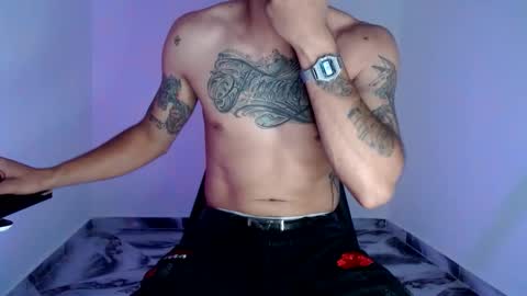 Snapshot of riancum chatting on December 2025 06:06:01 PM juan online show from December 2025 06:06:01 PM