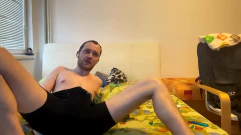 Snapshot of ricciardio chatting on February 2025 07:03:01 AM ricciardio online show from February 2025 07:03:01 AM