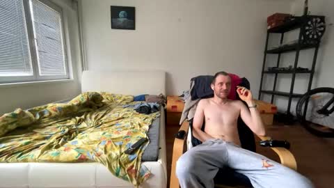 Snapshot of ricciardio chatting on October 2025 09:41:02 AM ricciardio online show from October 2025 09:41:02 AM
