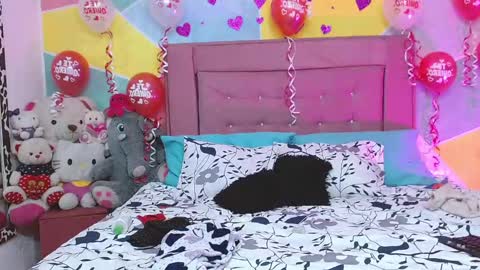 rich and kitty  online show from February 2025 04:25:01 AM