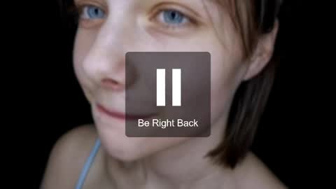 Luna online show from April 2026 07:58:02 PM