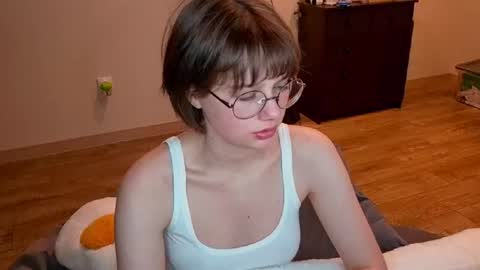 Snapshot of richardlundsten chatting on June 2026 06:47:01 PM Luna online show from June 2026 06:47:01 PM