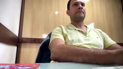 Rick Arian online show from November 2025 03:22:01 PM