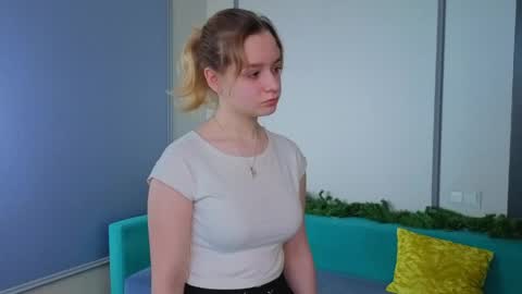 Violetta online show from April 2026 01:36:01 AM