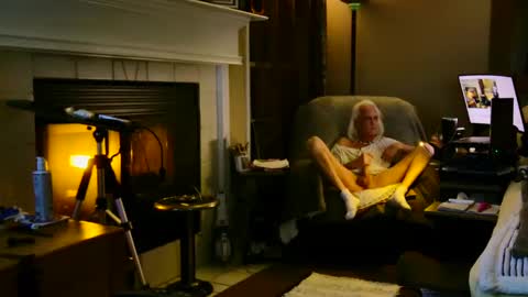 PINK HOLE TWINK online show from January 2025 05:19:02 AM