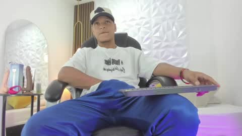 Ricky  online show from October 2025 01:30:01 PM