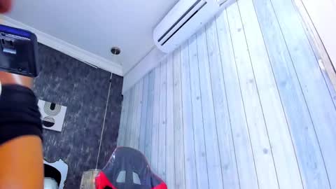 RicoBrowm online show from February 2025 09:02:01 AM