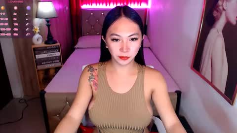 Riley online show from December 2024 12:02:01 PM