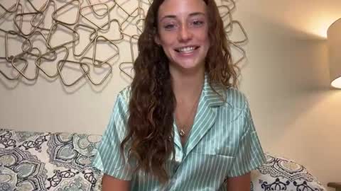 Riley online show from September 2025 04:07:01 PM