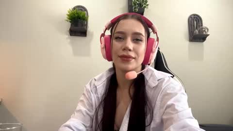 Snapshot of rimaobenshain chatting on September 2025 05:31:01 AM Emily online show from September 2025 05:31:01 AM