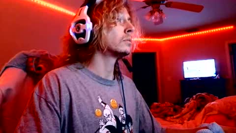 Snapshot of rimmyblondeass chatting on May 2026 07:47:02 AM TheRealCatNoir online show from May 2026 07:47:02 AM