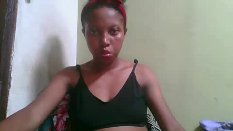 Snapshot of rinah654271 chatting on April 2026 02:42:01 PM rinah654271 online show from April 2026 02:42:01 PM