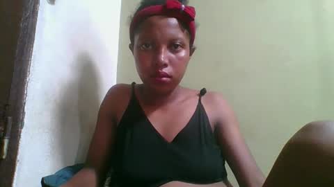 Snapshot of rinah654271 chatting on April 2026 06:32:02 PM rinah654271 online show from April 2026 06:32:02 PM