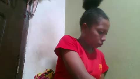 Snapshot of rinah654271 chatting on May 2026 02:40:02 AM rinah654271 online show from May 2026 02:40:02 AM