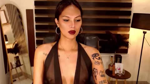 riri online show from October 2025 02:45:02 AM