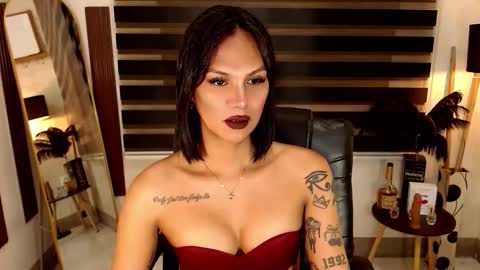 riri online show from November 2025 11:27:02 AM